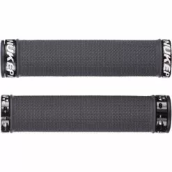 Nukeproof Neutron Knurled Lock On Greb 36 Nukeproof Neutron Knurled Lock On Greb -Tilbud Cykler Butik Nukeproof Neutron Knurled Lock On Grip Bar Grips Grey NotSet 5056097003450 2