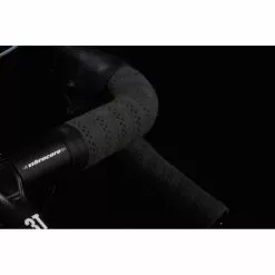 Spank Flare Bar Tape, Gel Pad And Plug Kit 9 Spank Flare Bar Tape, Gel Pad And Plug Kit -Tilbud Cykler Butik Spank Flare Bar Tape Gel Pad and Plug Kit Bar Tape Grey F34E05000A11SPK 1