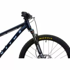 Vitus Nucleus 24 Youth Hardtail Bike -Tilbud Cykler Butik Vitus Nucleus 24 Youth Hardtail Bike Blue 08