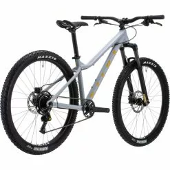 Vitus Nucleus 27 VRW Womens Mountain Bike 20 Vitus Nucleus 27 VRW Womens Mountain Bike -Tilbud Cykler Butik Vitus Nucleus 27 VRW Womens Mountain Bike 2022 Oryx Grey Yellow 03