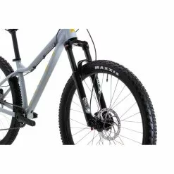 Vitus Nucleus 27 VRW Womens Mountain Bike 28 Vitus Nucleus 27 VRW Womens Mountain Bike -Tilbud Cykler Butik Vitus Nucleus 27 VRW Womens Mountain Bike 2022 Oryx Grey Yellow 11